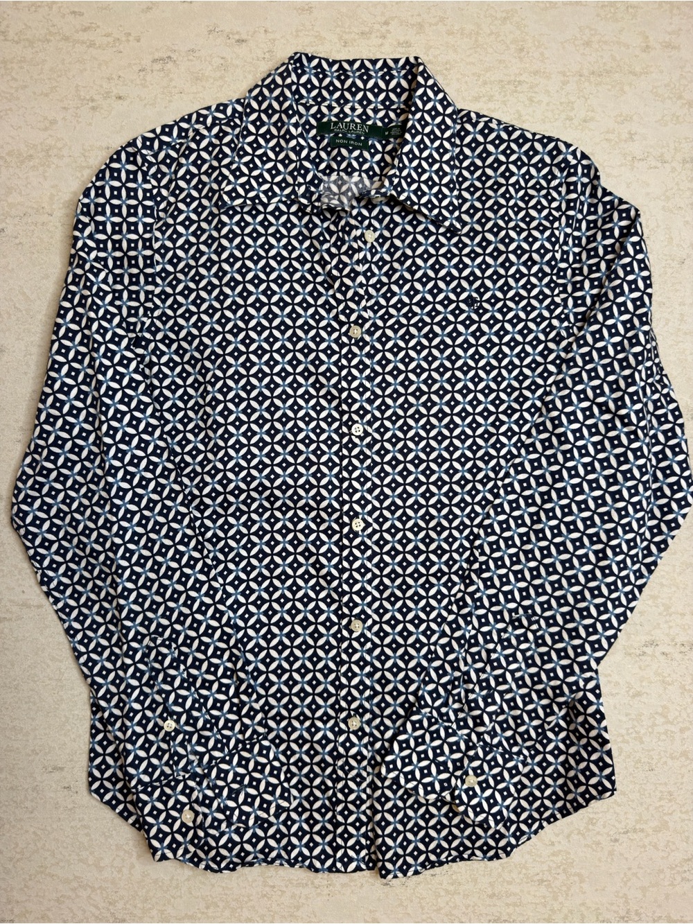 Lauren Ralph Lauren Blue Circle Geometric 
Lattice Pattern Button Up Size M